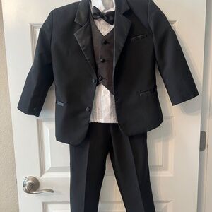 Formal Boy Black Suit Notch Lapel Tuxedo Size 6
